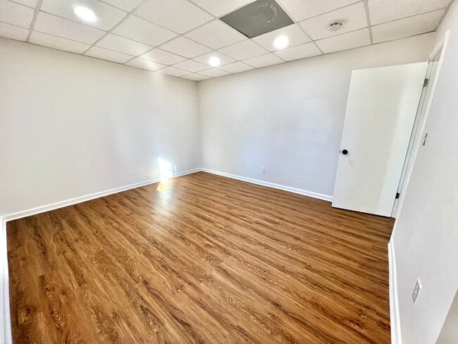 Building Photo - 5254 Byers Rd