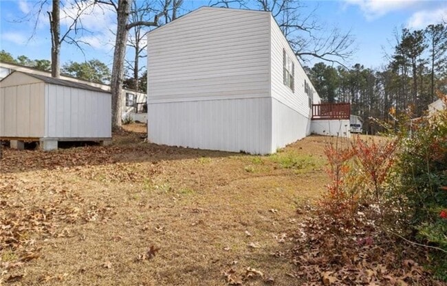 Building Photo - 204 Fleetwood Dr