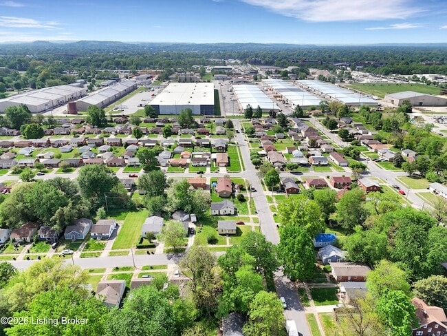 Building Photo - 1927 S 28th St