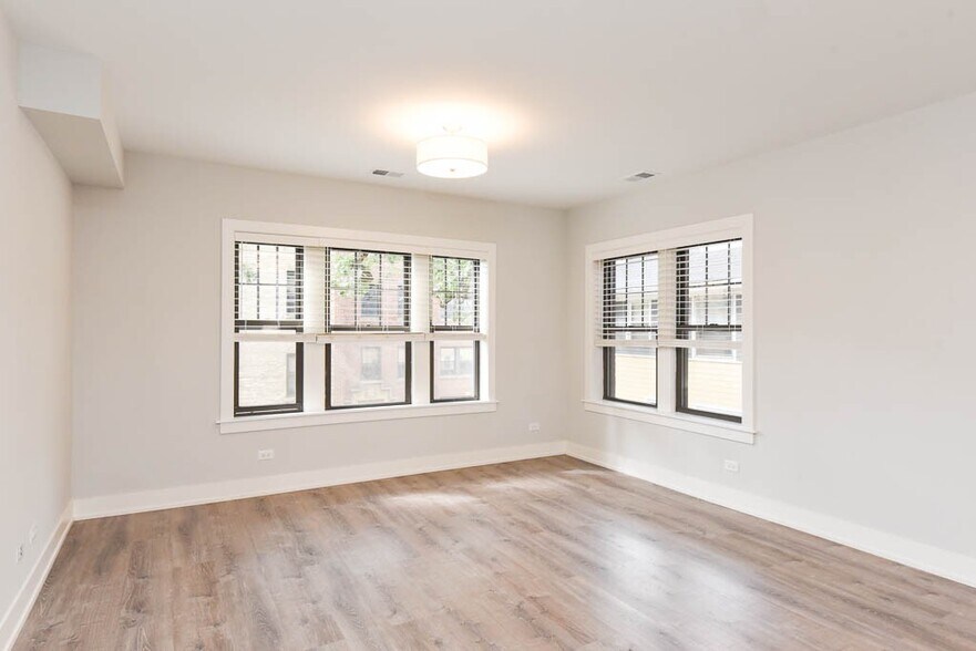 Building Photo - 1139 Maple Ave