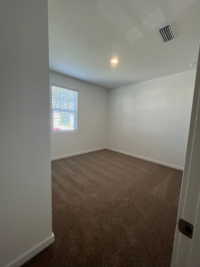 Building Photo - New Construction in Flagler Village 4bedroom 3 bath!!!!!