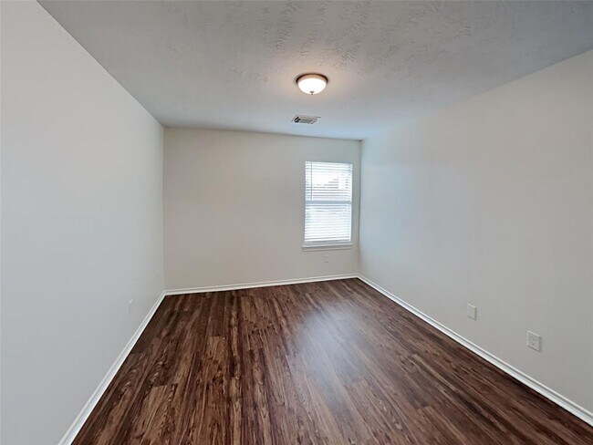 Building Photo - 15334 Sienna Oak Dr