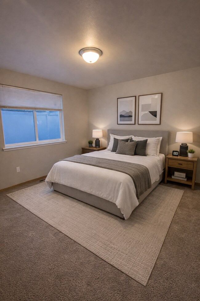 Building Photo - Peach104 (CWP)