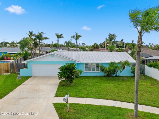 Building Photo - 1172 Bay Dr E