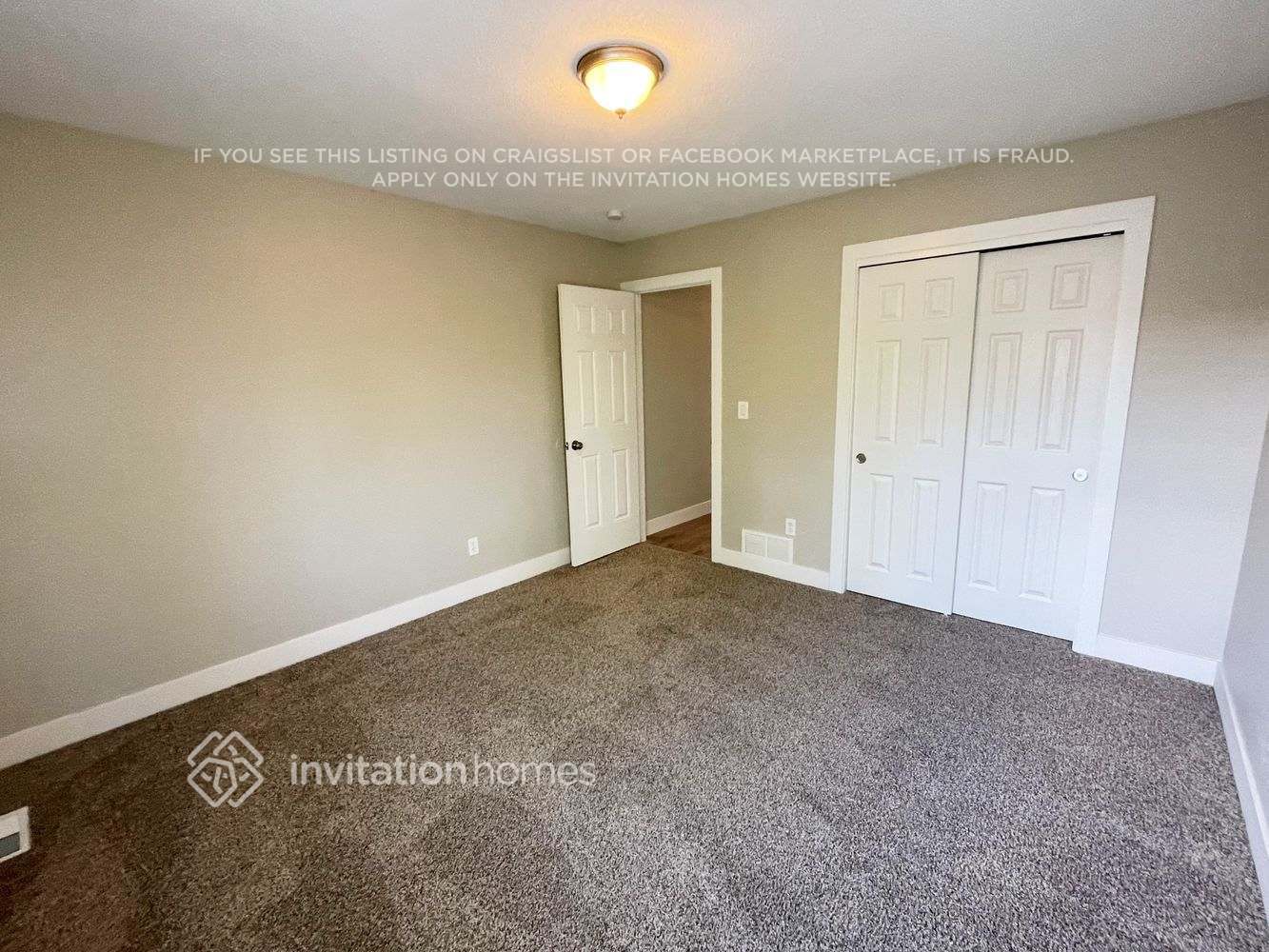Building Photo - 3289 S Espana Cir