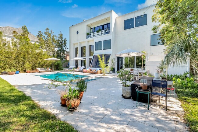 Building Photo - 4809 Neyrey Dr