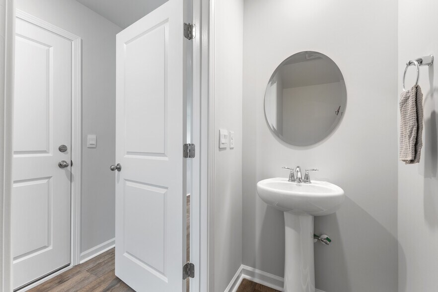 First Floor Half Bath - 4162 High Glen Dr