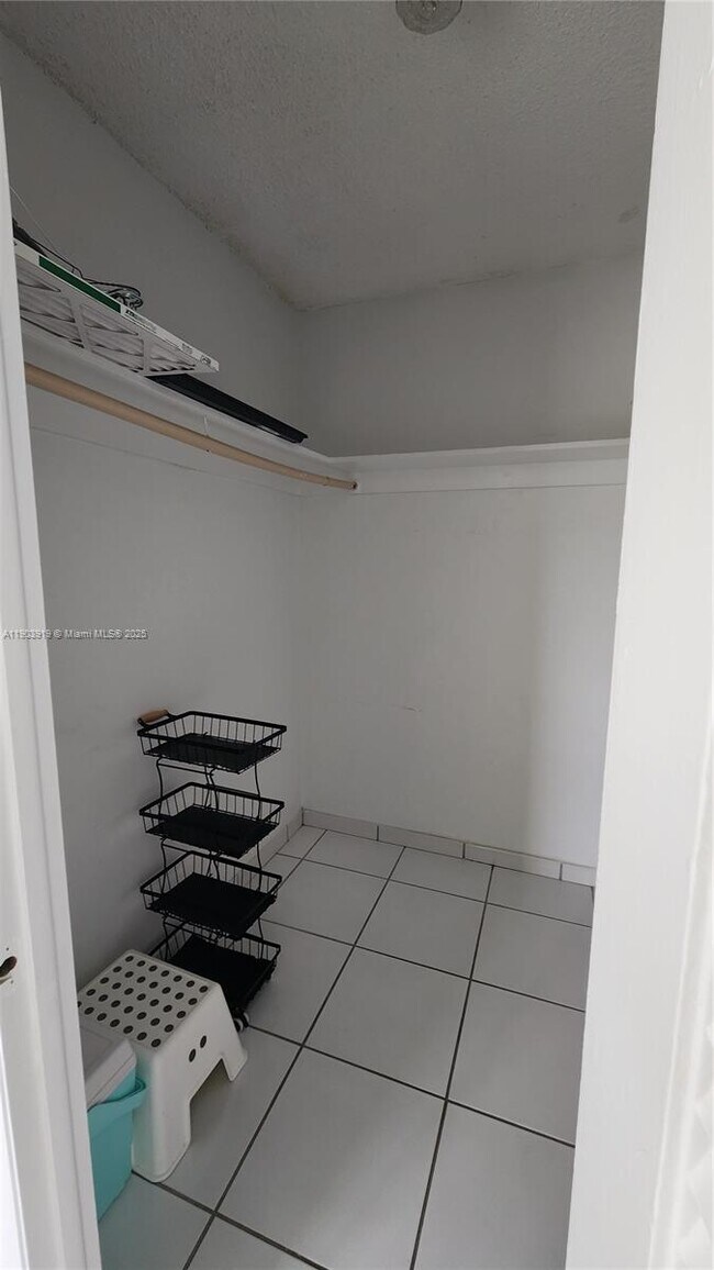 Building Photo - 6450 Collins Ave