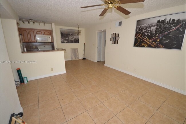 Building Photo - 2796 S University Dr