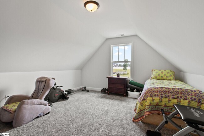 Building Photo - 222 Montview Cir