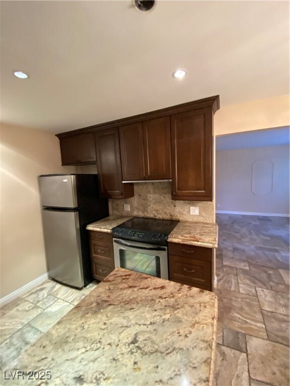 Building Photo - 3125 Pinehurst Dr