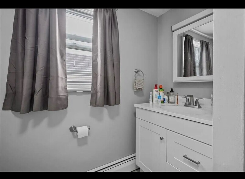 Bathroom - 41 Dawson St