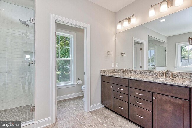 Building Photo - 3100 Greenway Blvd