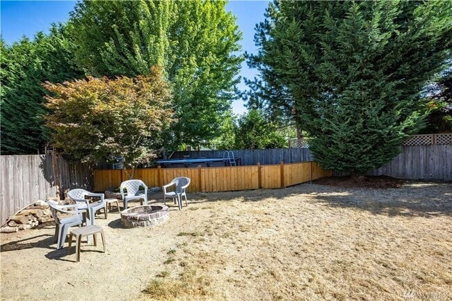 Building Photo - Spacious 3 Bed/2.75 Bath Home in Arlington...