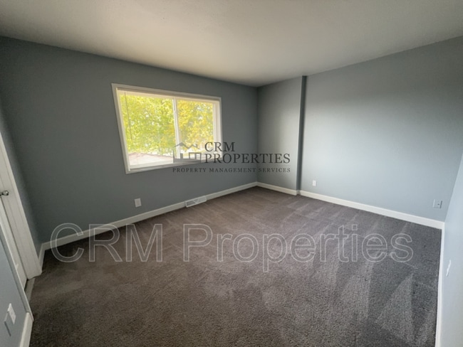 Building Photo - 42024 Hamilton Ct