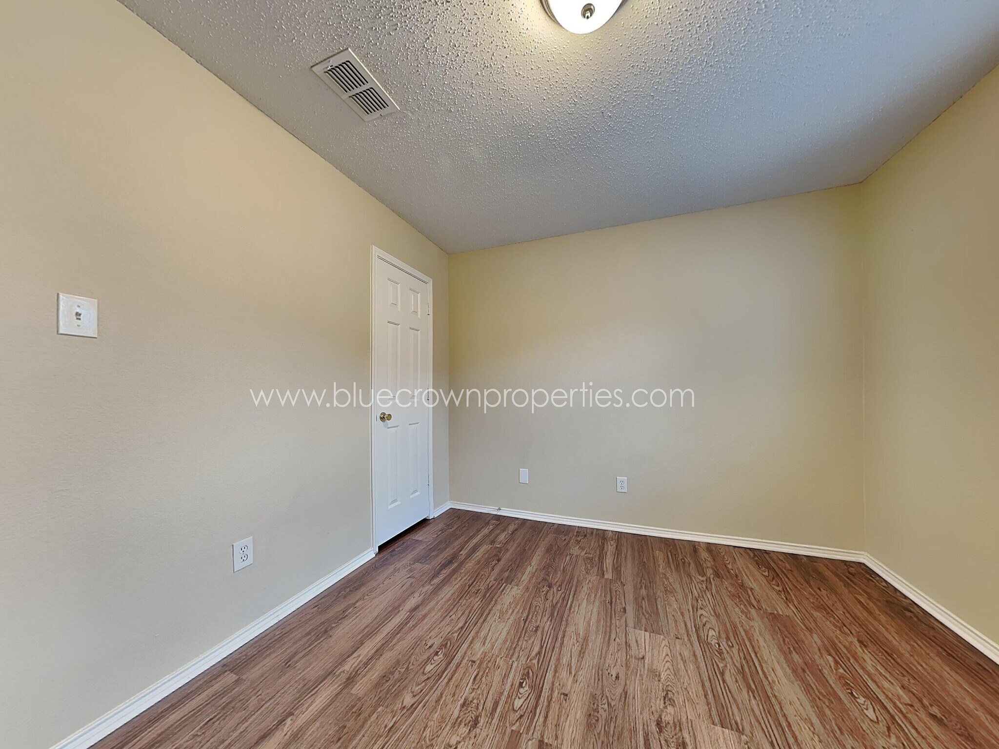 Building Photo - 1140 Single Tree Dr