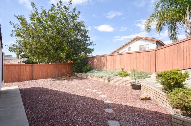 Building Photo - Single Story Spacious Home in Oceanside with a three car garage!