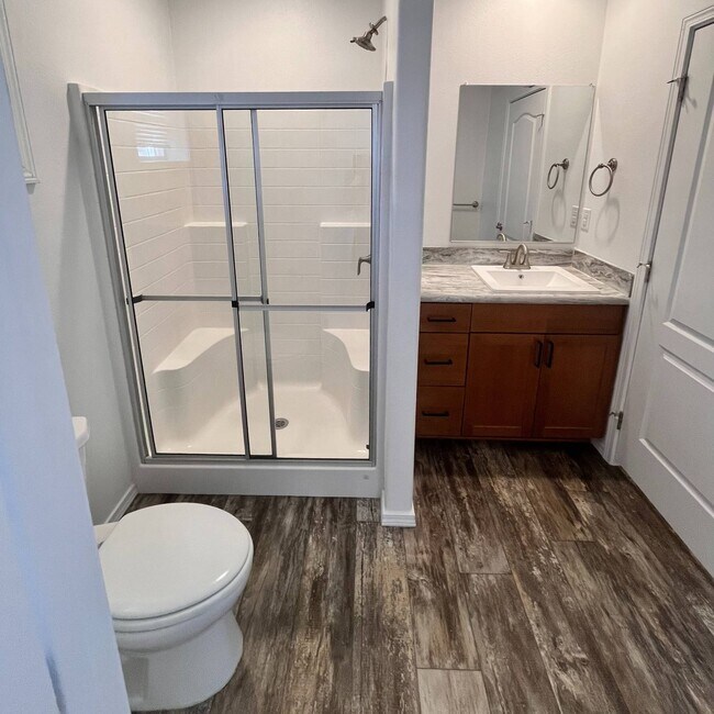 Building Photo - 4100 N Romero Rd