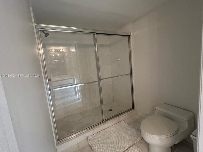 Building Photo - 3400 NE 192 St