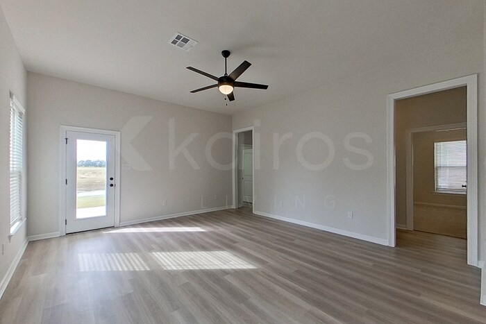 Building Photo - 209 Peppercorn Wy