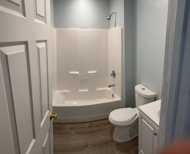 Bathroom - 428 N 10th Ave