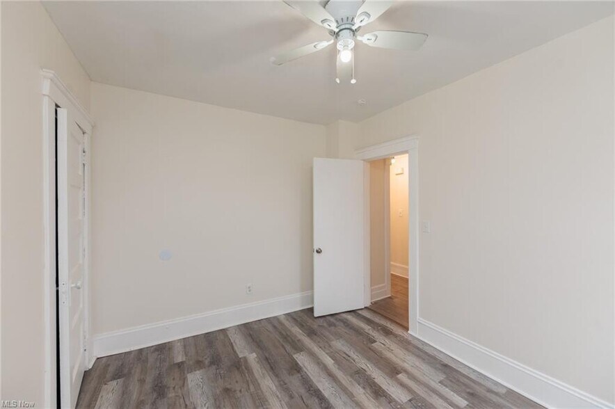 Building Photo - 1794 W 54th St