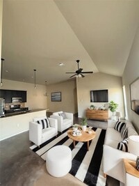 Building Photo - 515 Jack Rabbit Ln