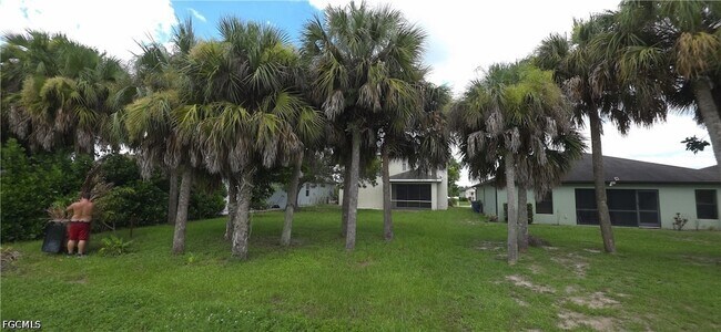 Building Photo - 391 Shadow Lakes Dr