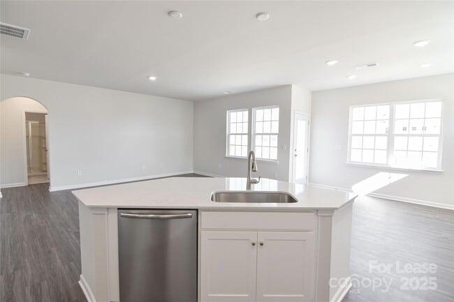 Building Photo - 261 Abersham Dr