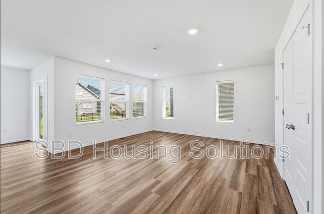 Building Photo - 8810 SW 10th St