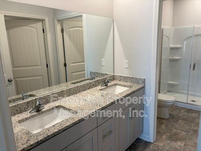 Building Photo - 265 Kipling Dr