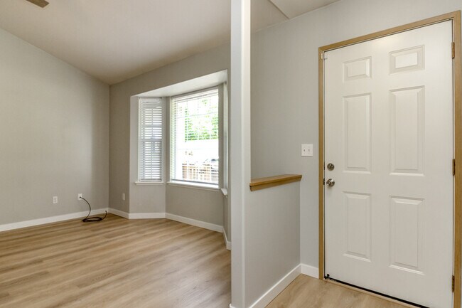 Building Photo - 25807 87th Ave Ct E