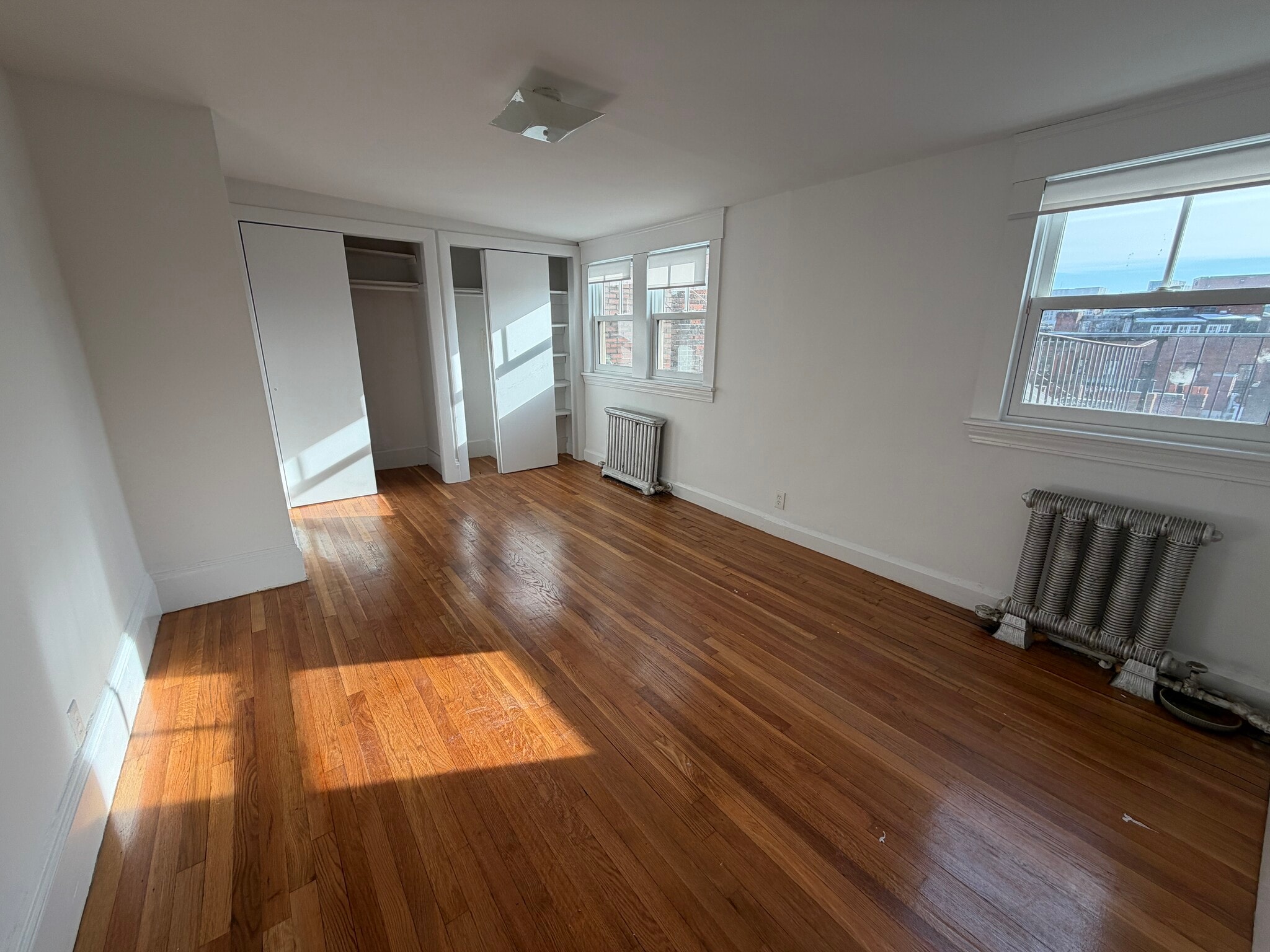 Building Photo - 28 Mount Vernon St