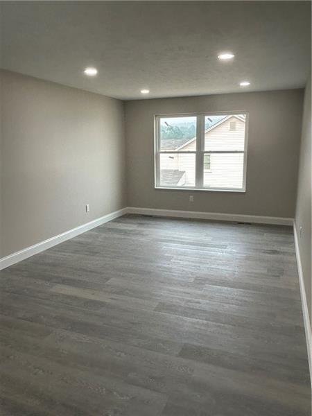 Building Photo - 102 Cedar Aly