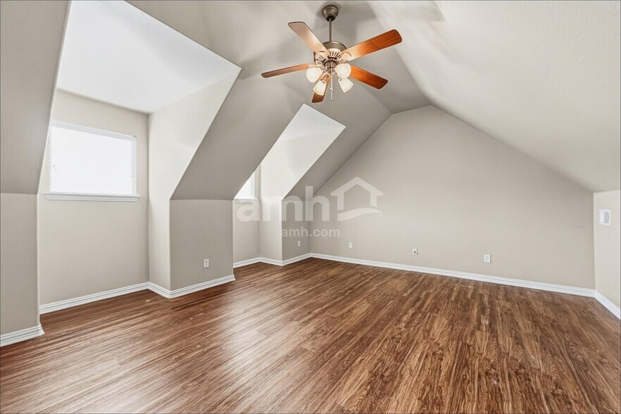 Building Photo - 1713 Palo Verde Dr
