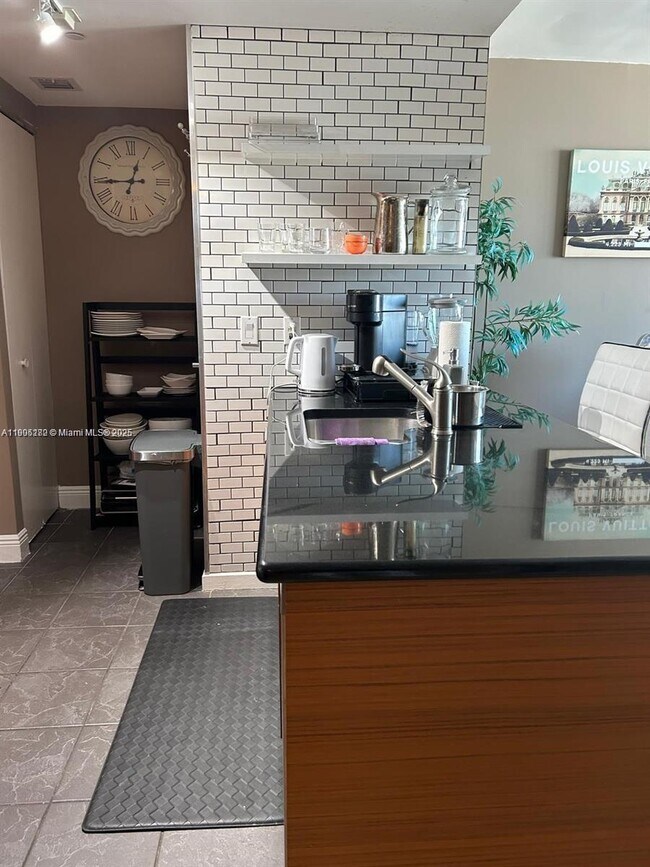 Building Photo - 50 Biscayne Blvd