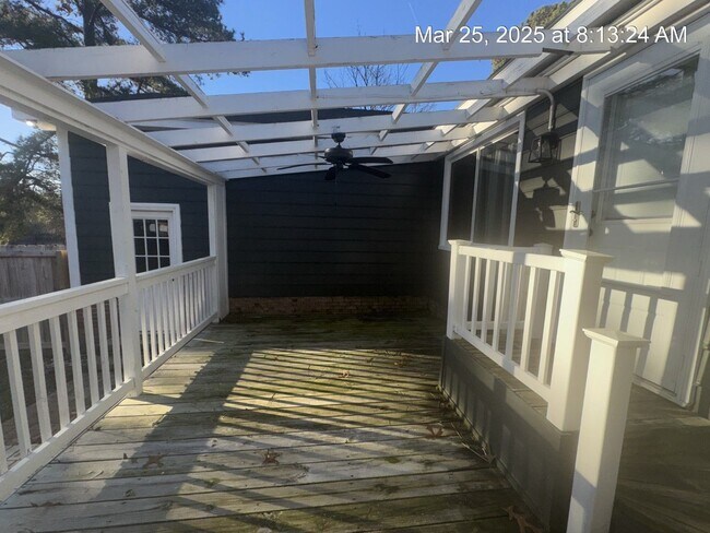 Building Photo - 3806 Airedale Ct