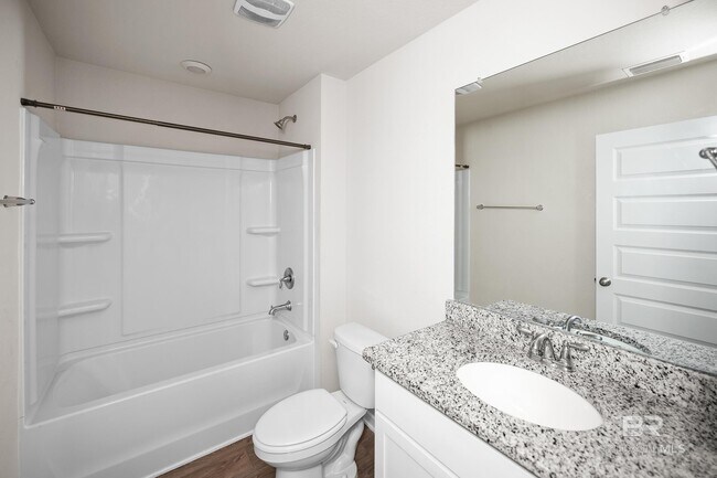 Building Photo - 3172 Vista Delmar Dr