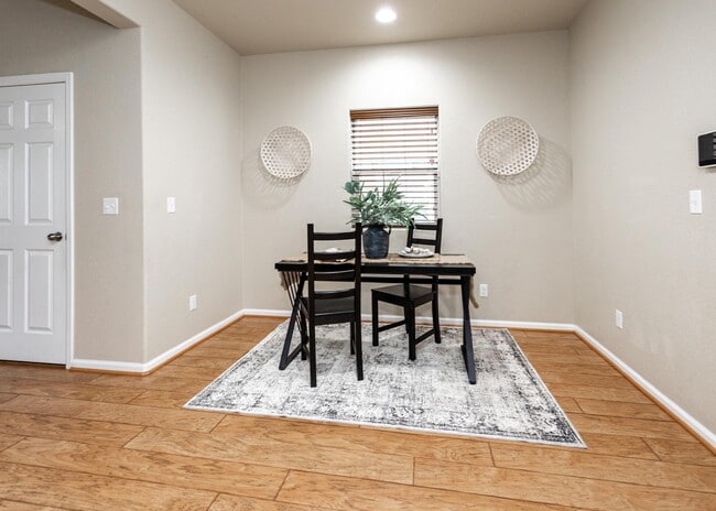 Building Photo - 1441 Kempton Alley