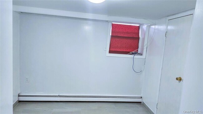 Building Photo - 147-01 Brookville Blvd