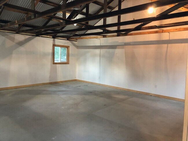 Building Photo - Jeffrey and Foothill Properties