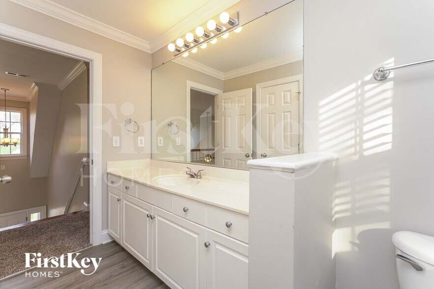 Building Photo - 118 Hagen Rd