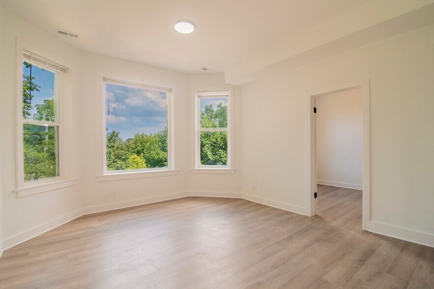 Building Photo - 1448 N Kedzie Ave