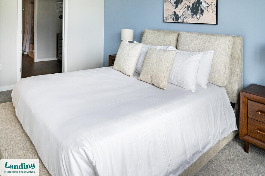 Building Photo - 1600 NW 38th St