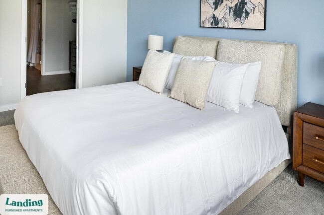 Building Photo - 1600 NW 38th St