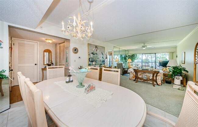 Building Photo - 2700 Bayshore Blvd