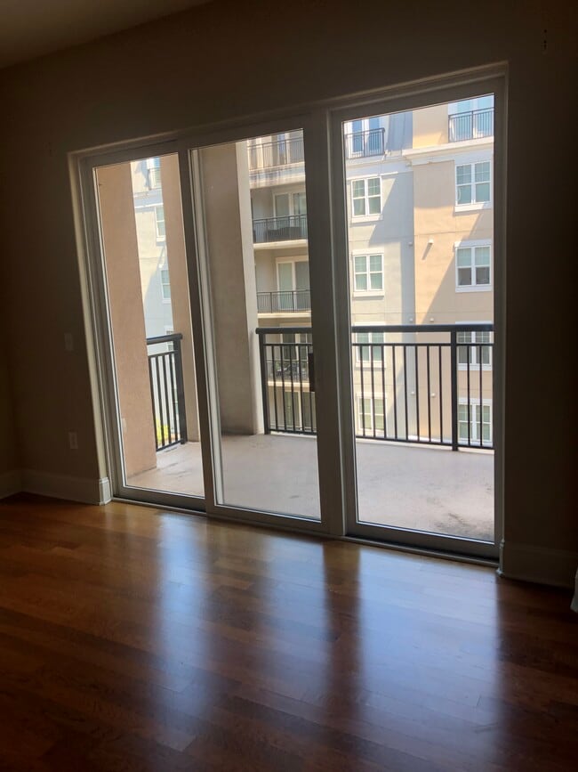 Building Photo - 4625 Piedmont Row Dr