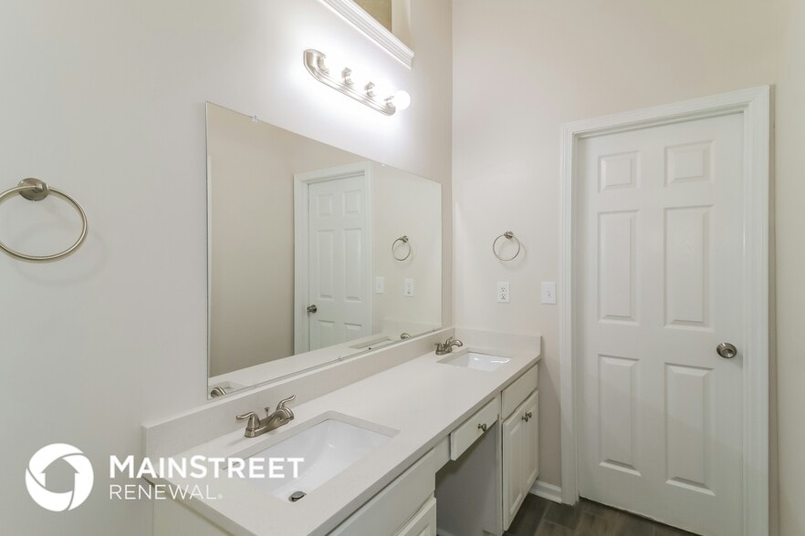 Building Photo - 50 Cold Springs Ct