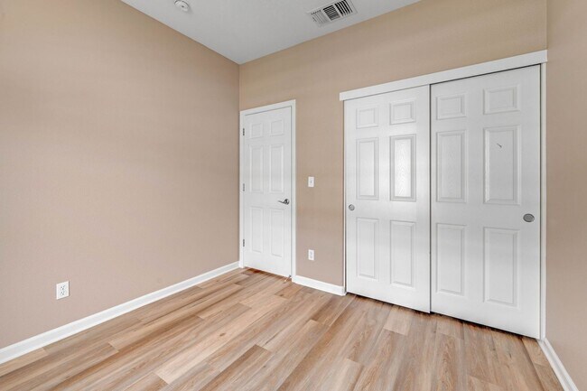 Building Photo - Renovated 3-Story Rocklin Townhome with Two-Car Garage!