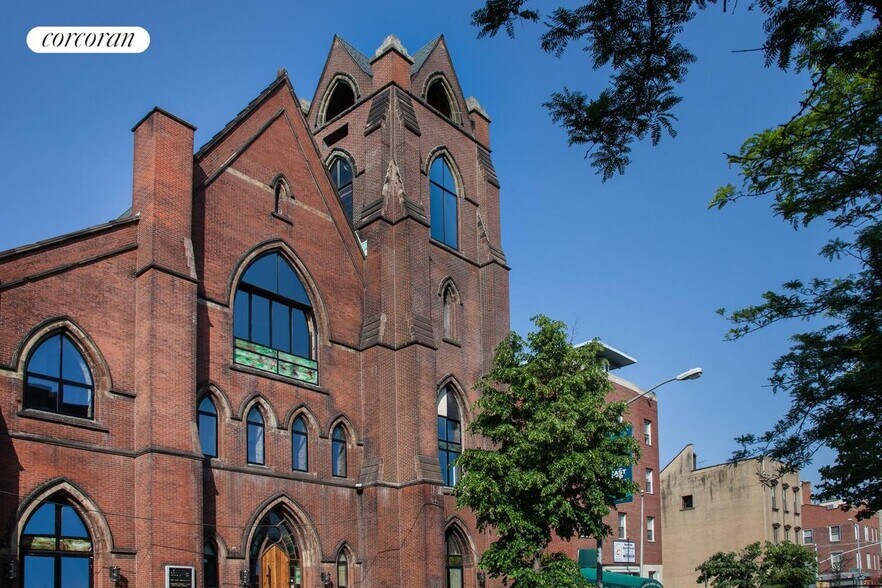 Building Photo - 163 N 6th St